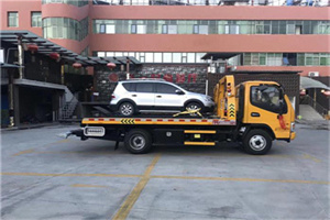 新安汽车紧急补胎换胎救援